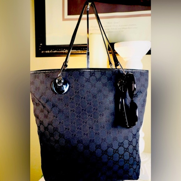 RARE AUTH GUCCI Sunglasses NY YANKEES collab Unisex - Picture 13 of 13